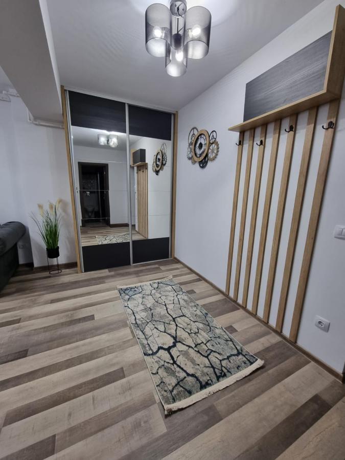 Luxury Apartments Bacău Exterior foto